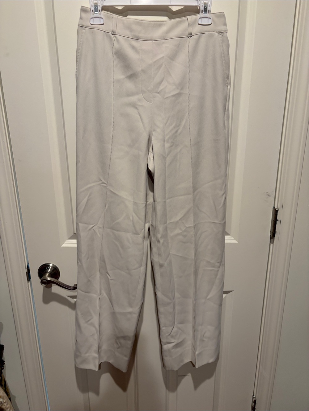 Women pants off white